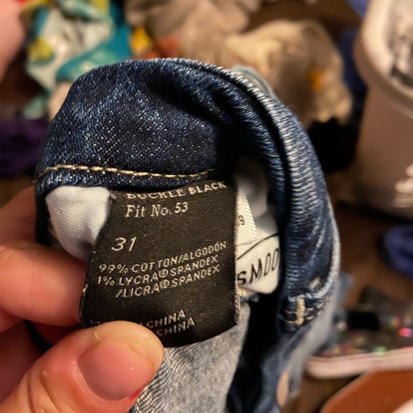 Buckle black distressed shorts - Picture 3 of 3